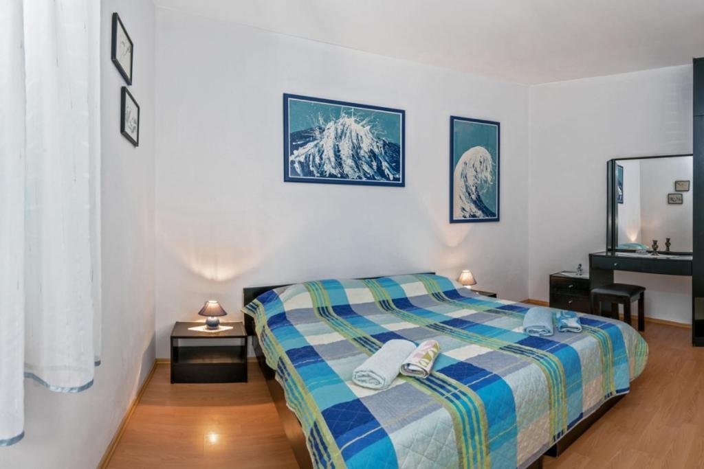 Apartment In Bol With Seaview, Terrace, Air Condition, Wifi Exterior foto